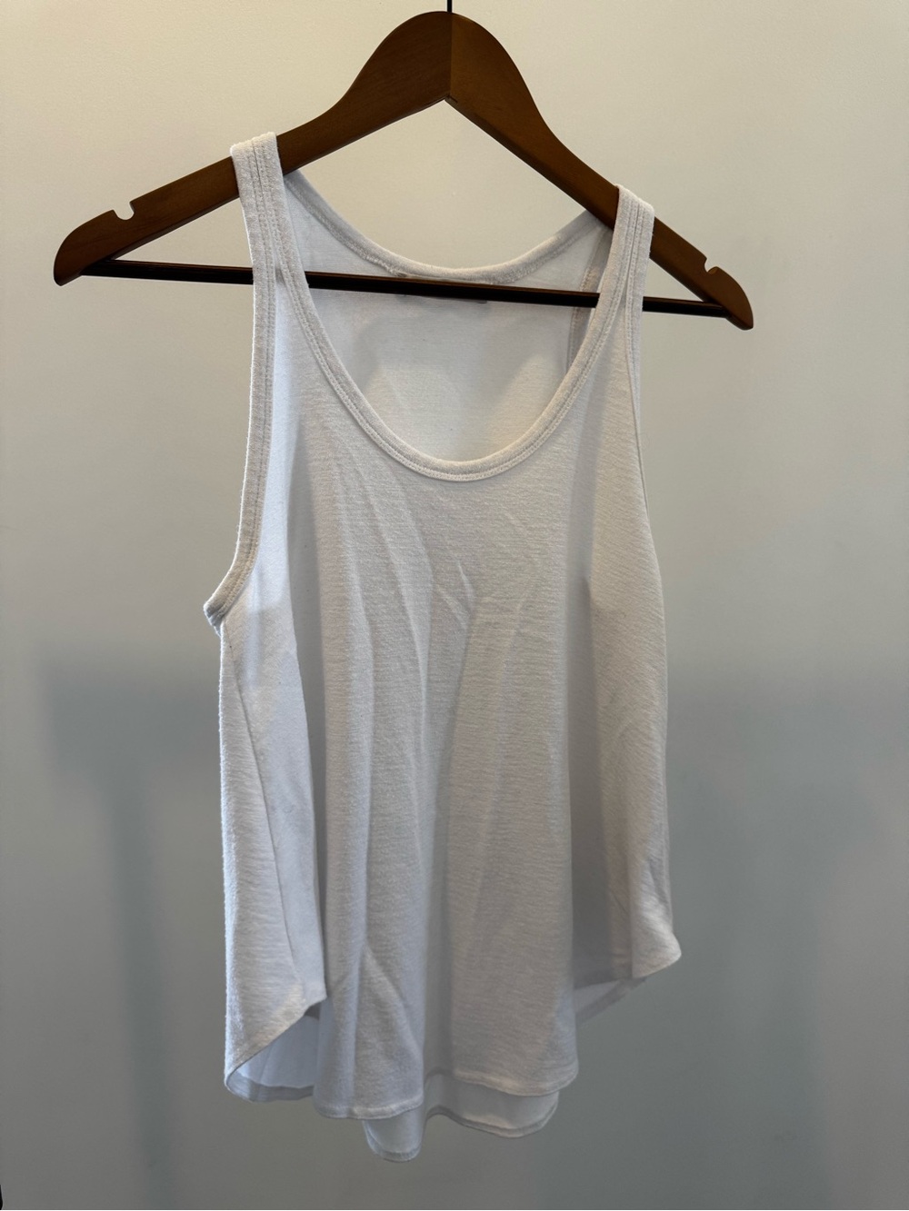 Wilfred Free White Scoop-Neck Tank Top